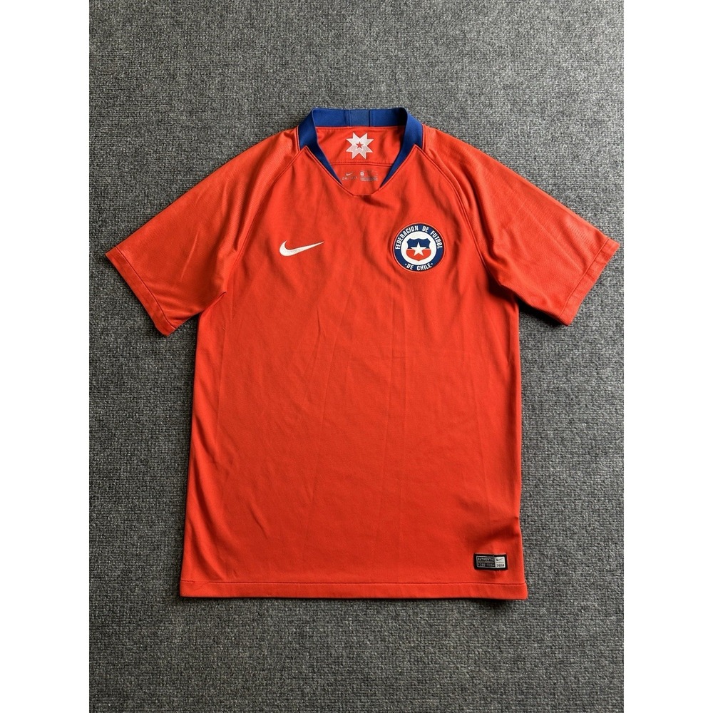 Mens Nike Chile 2018 Home Soccer Jersey Dri-FIT Red, Size M
